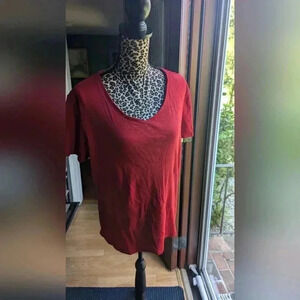 Croft & Barrow Essential V-Neck Women's T-shirt Red Large (EUC)